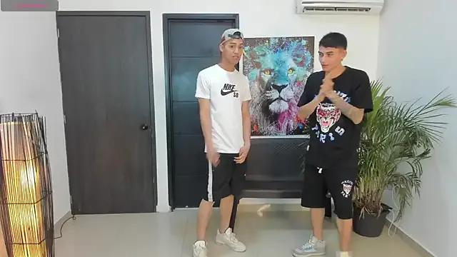 Voyeurism_guyss from StripChat is Freechat