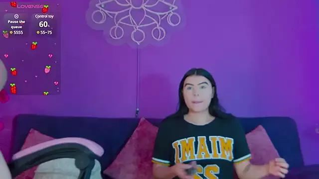 vynx_darkfire from StripChat is Freechat