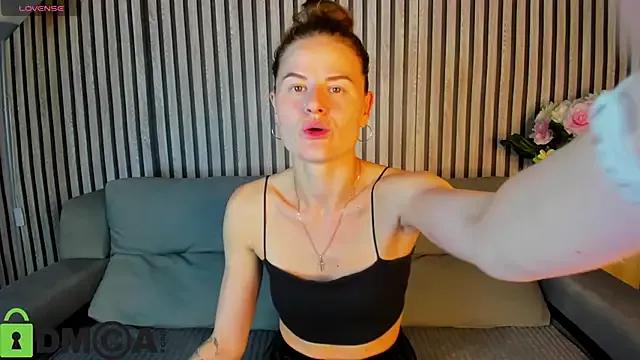 Try our streaming cams variety and talk on a personal level with our adorable girls streamers, showing off their bountiful shapes and dildos.