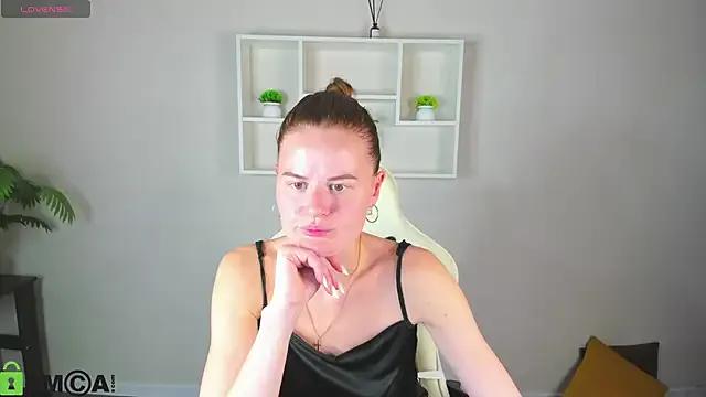 Wanda_Gomez from StripChat is Freechat