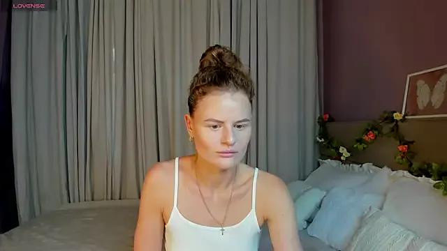 Try our streaming cams variety and talk on a personal level with our adorable girls streamers, showing off their bountiful shapes and dildos.