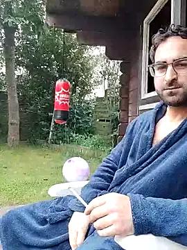 WankerJerker from StripChat is Freechat
