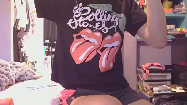 Watermellonpussy from StripChat