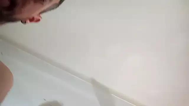 wawarruis from StripChat