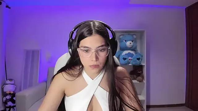 Try our streaming cams variety and talk on a personal level with our adorable girls streamers, showing off their bountiful shapes and dildos.
