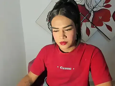 Wednesholestarr from StripChat is Freechat