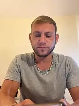 Weestud94 from StripChat is Freechat