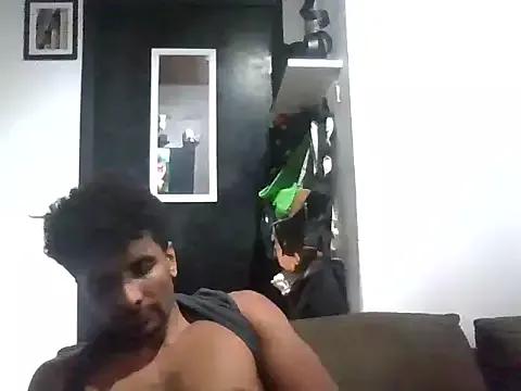WellingtonPiettroRio from StripChat is Freechat