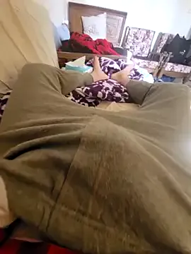 WelloffUpthrow on StripChat 