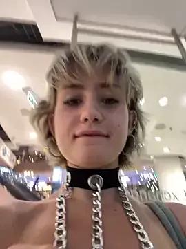 what_is_the_sun from StripChat is Freechat