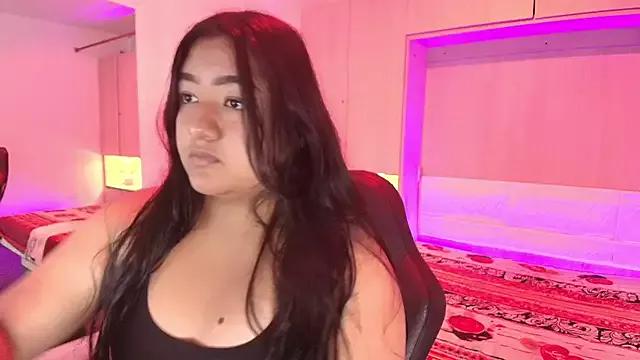 WhiitneyBacker from StripChat