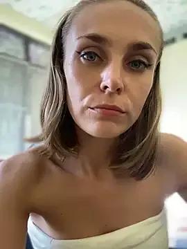 White_mistress from StripChat is Freechat