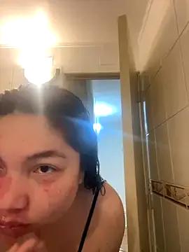 WhiteWomen from StripChat is Freechat