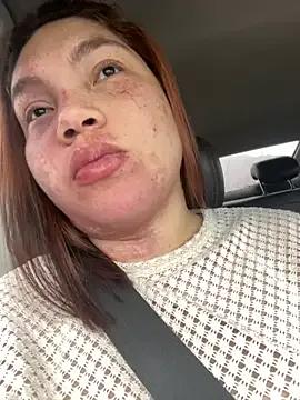 WhiteWomen from StripChat