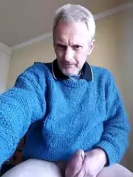 wiekusbigcock from StripChat is Freechat