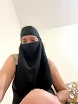 Wild-Nayra from StripChat is Freechat