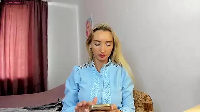 Try our streaming cams variety and talk on a personal level with our adorable girls streamers, showing off their bountiful shapes and dildos.