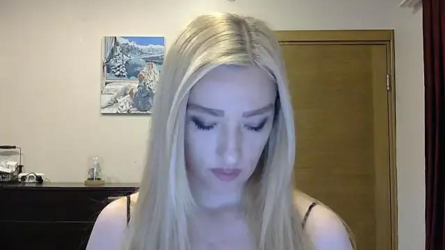 Wild_Silk_Desire from StripChat is Freechat