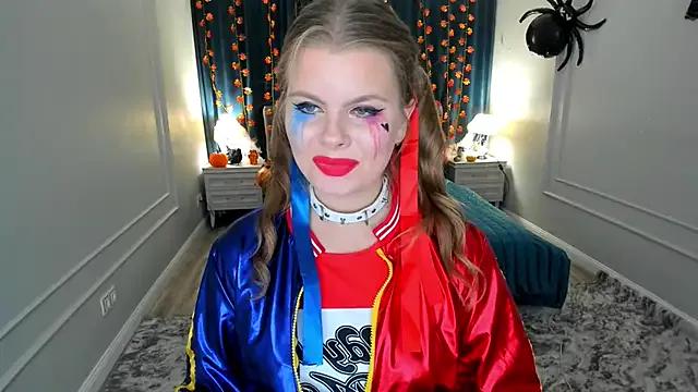 WildeDesiree from StripChat is Freechat