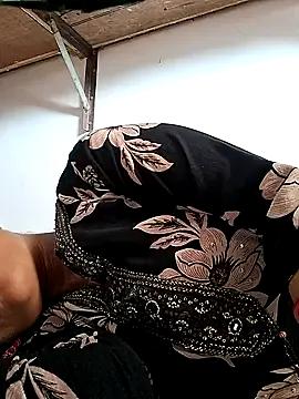 Wildradha from StripChat