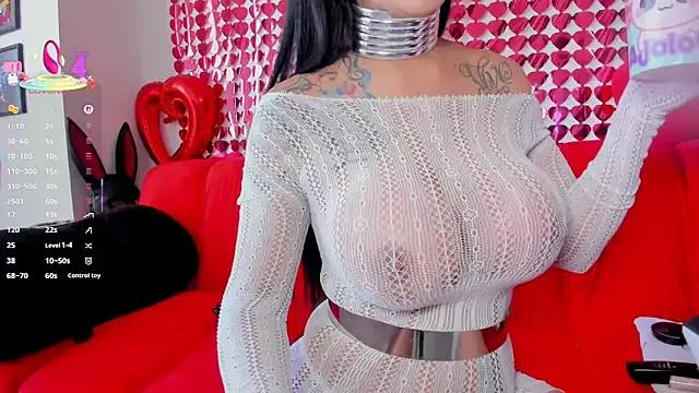 Try our streaming cams variety and talk on a personal level with our adorable girls streamers, showing off their bountiful shapes and dildos.