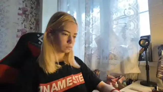 Witching_Moon from StripChat is Freechat