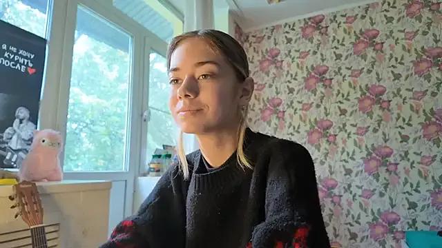 Witching_Moon from StripChat is Freechat