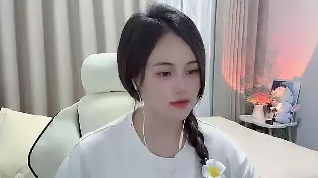 Wofeifei-baby from StripChat is Freechat