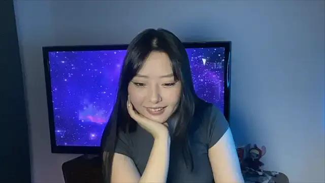 WonderMira from StripChat is Freechat