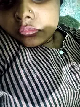 World_Top_Girl from StripChat is Freechat