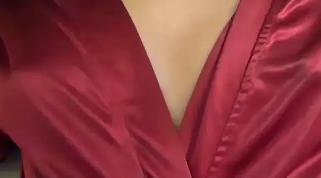 Wow-nisha from StripChat