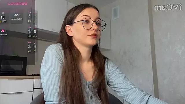 wwow_meow from StripChat