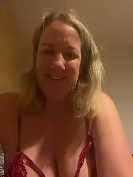 X-Victoria-X from StripChat is Freechat