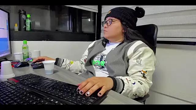 Xander_Taylor_ from StripChat is Freechat