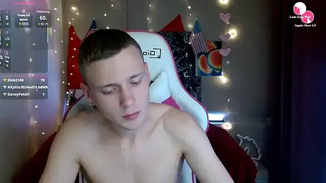 Xavier_Night81 from StripChat