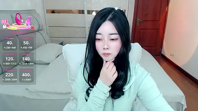 Xiaodie-baby from StripChat is Freechat