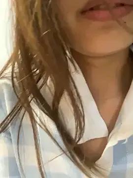 xixi_28 from StripChat is Freechat