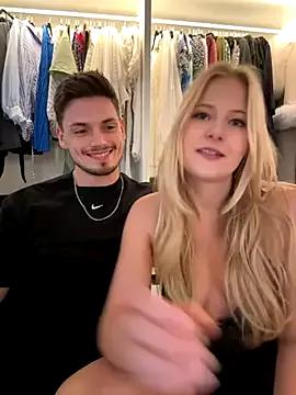 xlinababe from StripChat is Freechat
