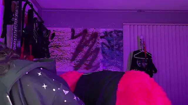 XoFrankie from StripChat