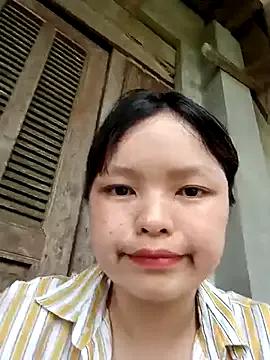XoiXoi232 from StripChat