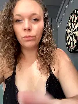 XoMisty from StripChat is Freechat