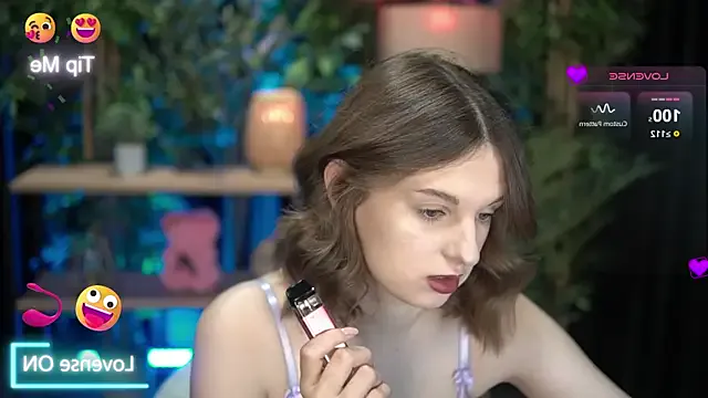 xoxo_molly from StripChat is Freechat