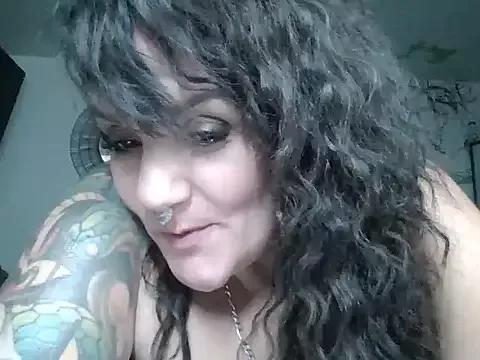 Xoxobigbooty from StripChat is Freechat