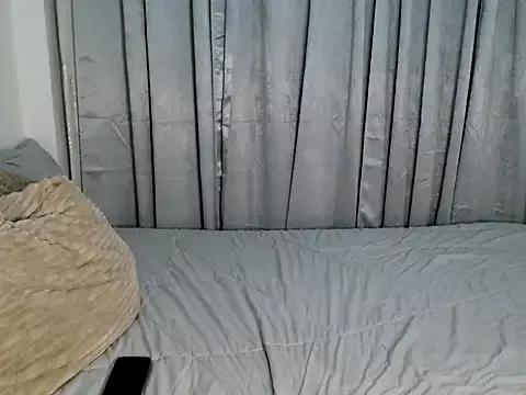 xpetite_02 from StripChat is Freechat