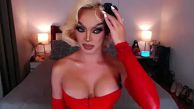 Try our streaming cams variety and talk on a personal level with our adorable girls streamers, showing off their bountiful shapes and dildos.