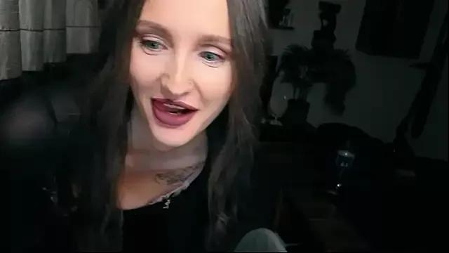 xSweetMissx from StripChat is Freechat
