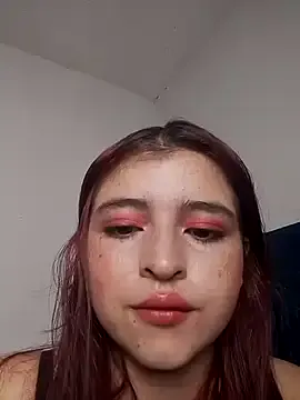 Xuxi_XXX on StripChat 