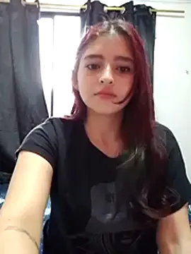 Xuxi_XXX on StripChat 