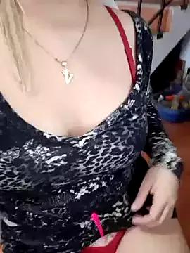 Xvctoriax8 from StripChat is Freechat