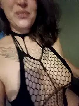 Xx-MissMira-xX from StripChat is Freechat